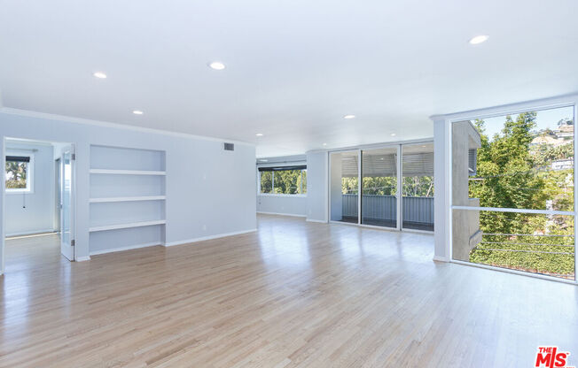 2 beds, 2 baths, 1,329 sqft, $4,550, Unit 306