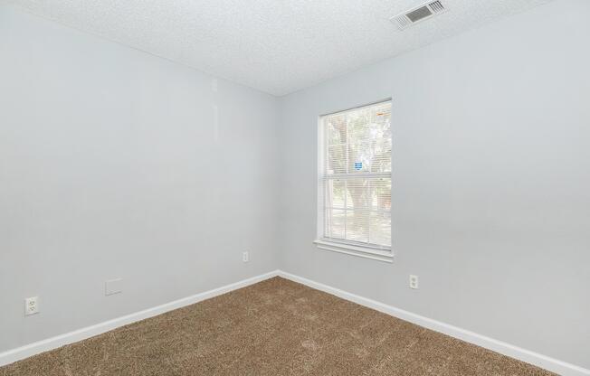 2 beds, 2 baths, 858 sqft, $1,407