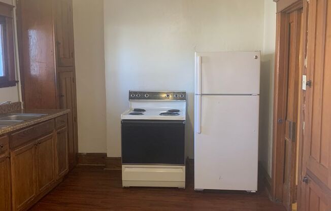 1 bed, 1 bath, $845