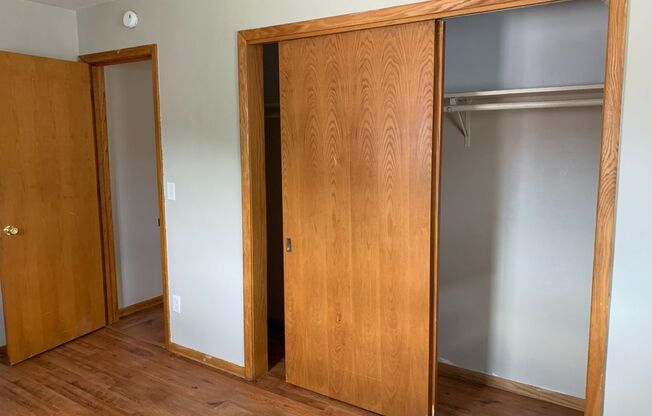 2 beds, 1 bath, 550 sqft, $725, Unit 1003-03