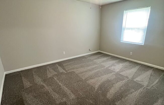 1 bed, 1 bath, 800 sqft, $1,169, Unit 35