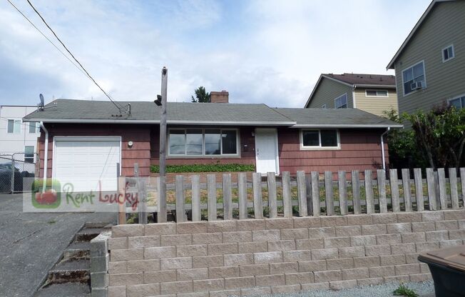 Super-Cute 2-Bedroom Home w/Attached Garage and Large Yard in Great Seattle Location!!