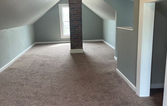 3 beds, 1 bath, $1,575