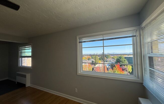 1 bed, 1 bath, 606 sqft, $1,595, Unit 420