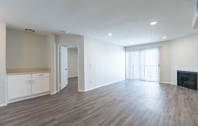 2 beds, 2 baths, 1,135 sqft, $2,798, Unit 217