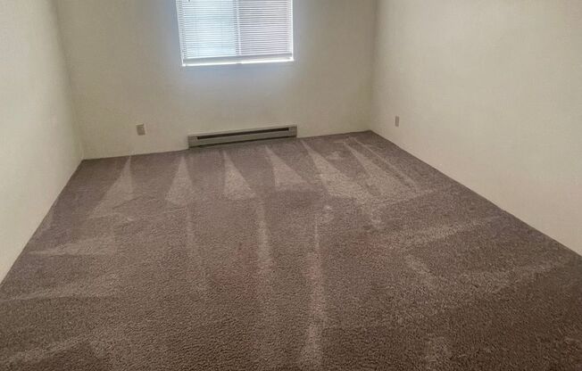 2 beds, 1.5 baths, 900 sqft, $1,650, Unit C303