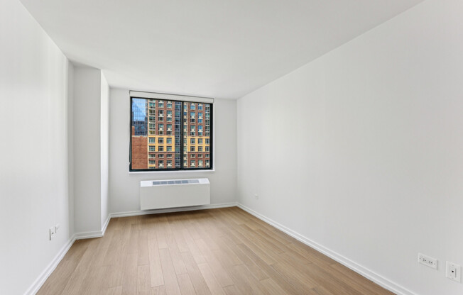 1 bed, 1 bath, $4,800, Unit P12D