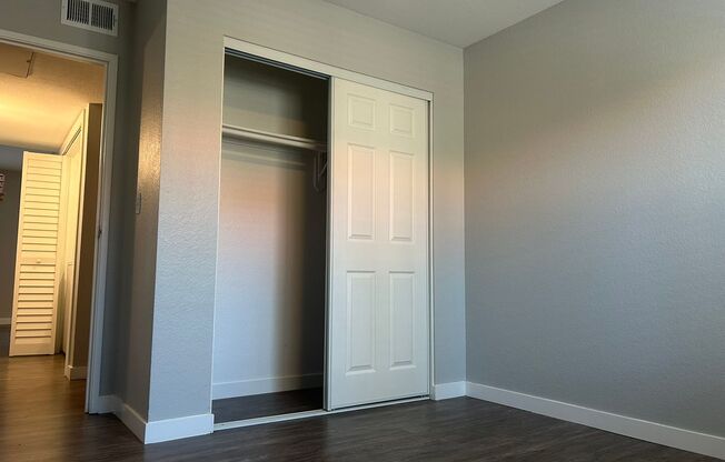 2 beds, 1 bath, 875 sqft, $2,550, Unit 19