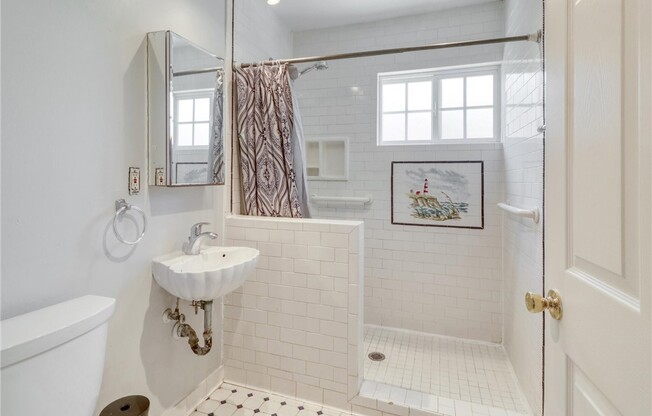 430 2 SAN PEDRO CSWY