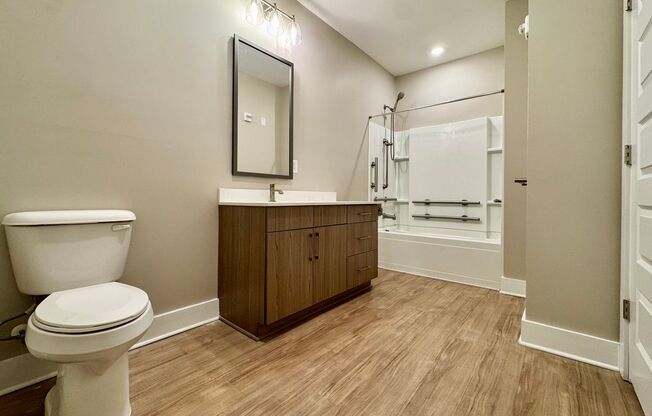 3 beds, 2 baths, 1,333 sqft, $2,050, Unit 1-B101