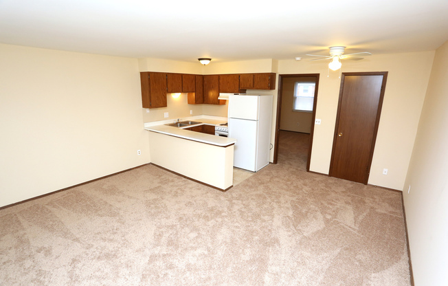 1 bed, 1 bath, 550 sqft, $610, Unit 1022