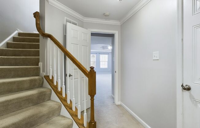 Beautiful 4 Bedroom 2.5 Bath Townhome in Mechanicsville Available NOW!