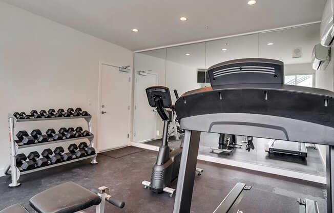 2 beds, 1 bath, 1,100 sqft, $2,850, Unit 507