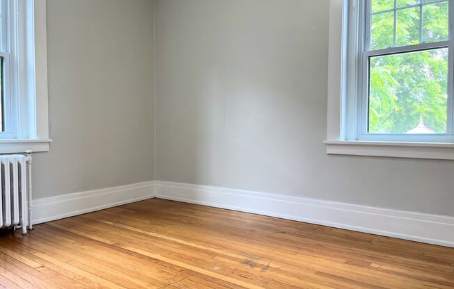 1 bed, 1 bath, $1,025, Unit 17D