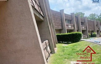 915 S Seminole Dr