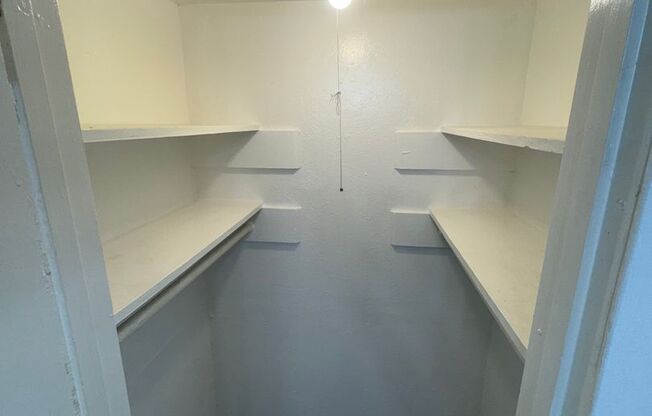 Studio, 1 bath, 325 sqft, $1,000, Unit 134A