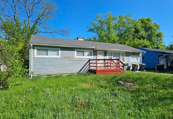 11410 PALMER AVE