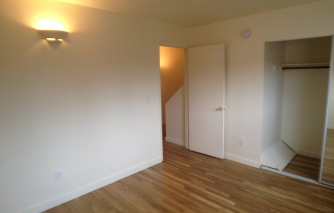 2 beds, 1.5 baths, 1,000 sqft, $1,795, Unit 3