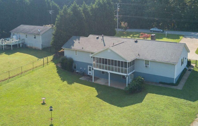 3022 WILDWOOD ROAD
