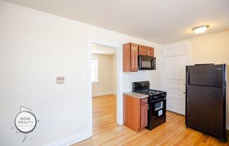 Studio Apts on Cermak! 5017-5021 W. Cermak Rd.