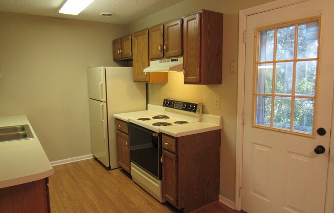 2 beds, 2 baths, $1,750