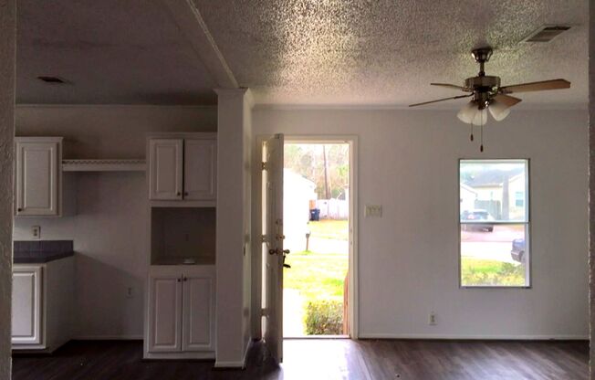 3 bedroom / 2 bathroom house