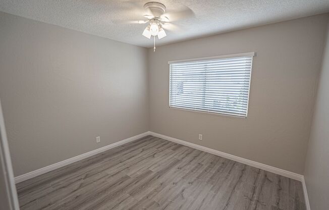 2 beds, 1 bath, $2,100