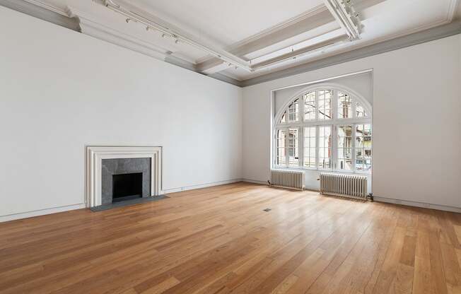 127 E 69 ST