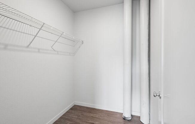 3 beds, 2 baths, 1,312 sqft, $1,975, Unit 207