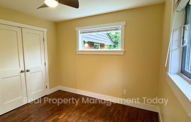 2 beds, 1 bath, $2,000