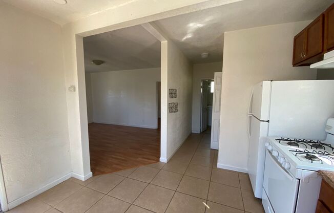 1bd/1ba home + Yard