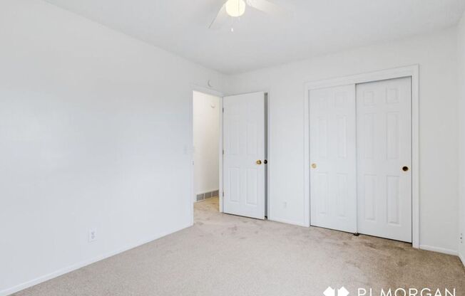 3 beds, 1 bath, $1,900