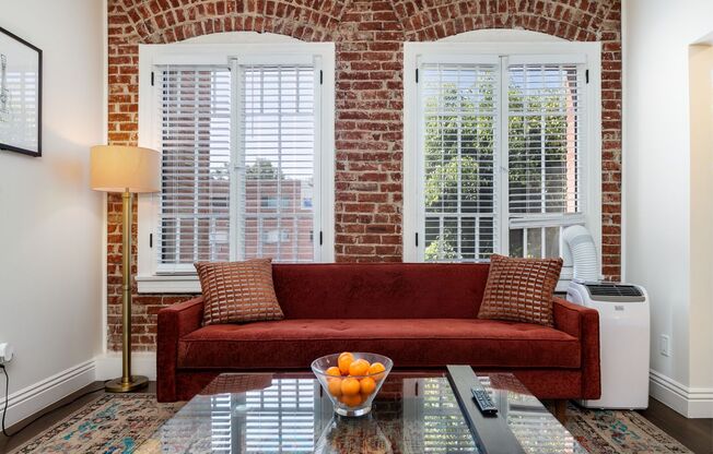 Studio, 1 bath, 540 sqft, $1,875, Unit 208