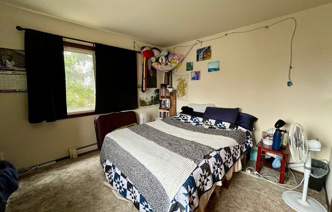 1 bed, 1 bath, $950, Unit 25