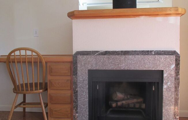 Studio, 1 bath, 250 sqft, $1,245, Unit 211