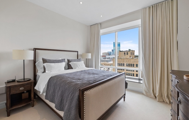 4 beds, 3.5 baths, 3,246 sqft, $35,000, Unit 19E
