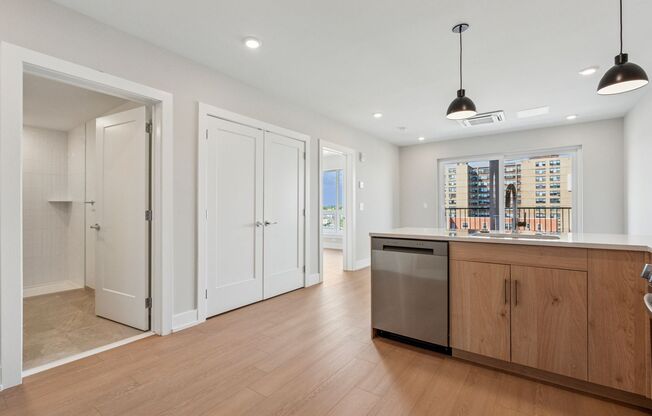 1 bed, 1 bath, 525 sqft, $1,740, Unit Unit 601