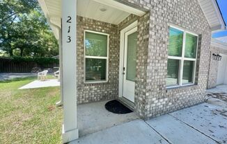 2 beds, 2 baths, $2,500