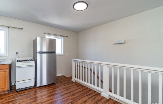 2BR/1BA/2PKG in the Great location/ Waipahu-Lower