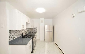 2 beds, 1 bath, $2,250, Unit 1