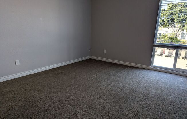 1 bed, 1 bath, 650 sqft, $2,195, Unit LP07