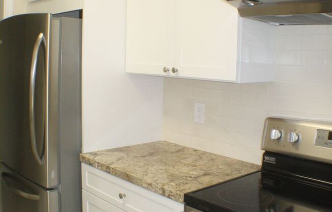 Stunning, large 1 bedroom at Woodlake