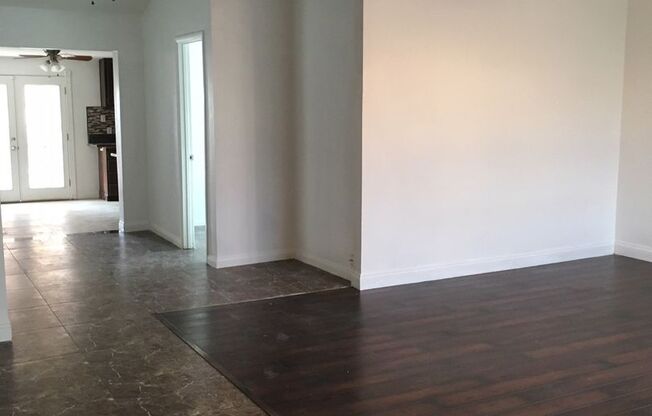 913 Shadow Mountain Pl. (DL)