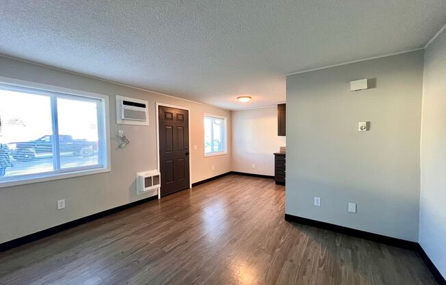 1 bed, 1 bath, 600 sqft, $900, Unit 6