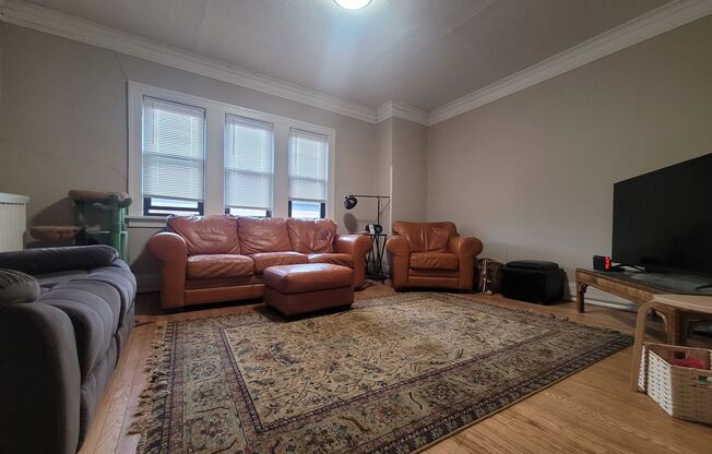 2523-29 Webster
