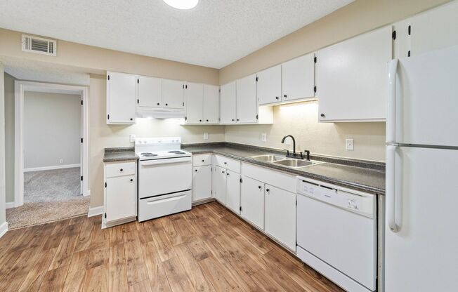 1 bed, 1 bath, 616 sqft, $855, Unit B-8