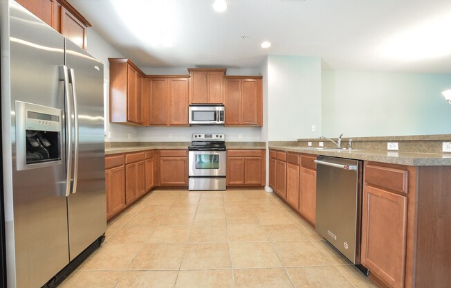 Spacious 4-Bedroom Town Home for Rent in Altamonte Springs, FL