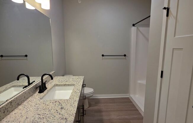 1 bed, 1 bath, 688 sqft, $1,295, Unit 1211-313