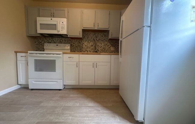 1 bed, 1 bath, 642 sqft, $1,143, Unit 1001-04