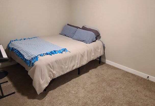 Studio, 1 bath, 526 sqft, $1,195, Unit 124-202